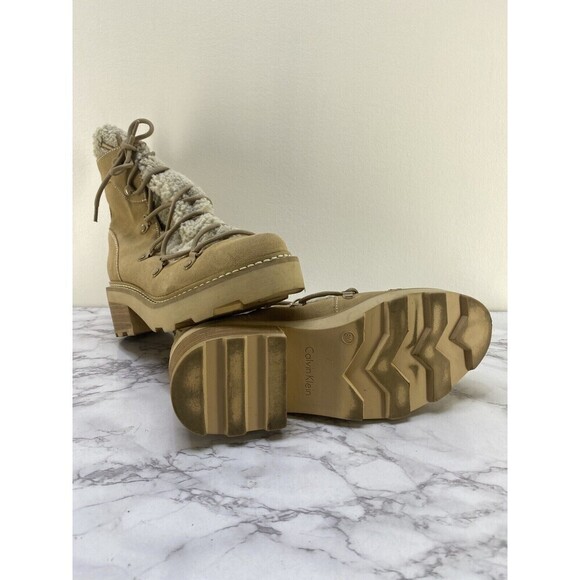 Calvin Klein Alaina Faux Shearling Boot in Light Natural Suede sz 8 - Picture 10 of 10